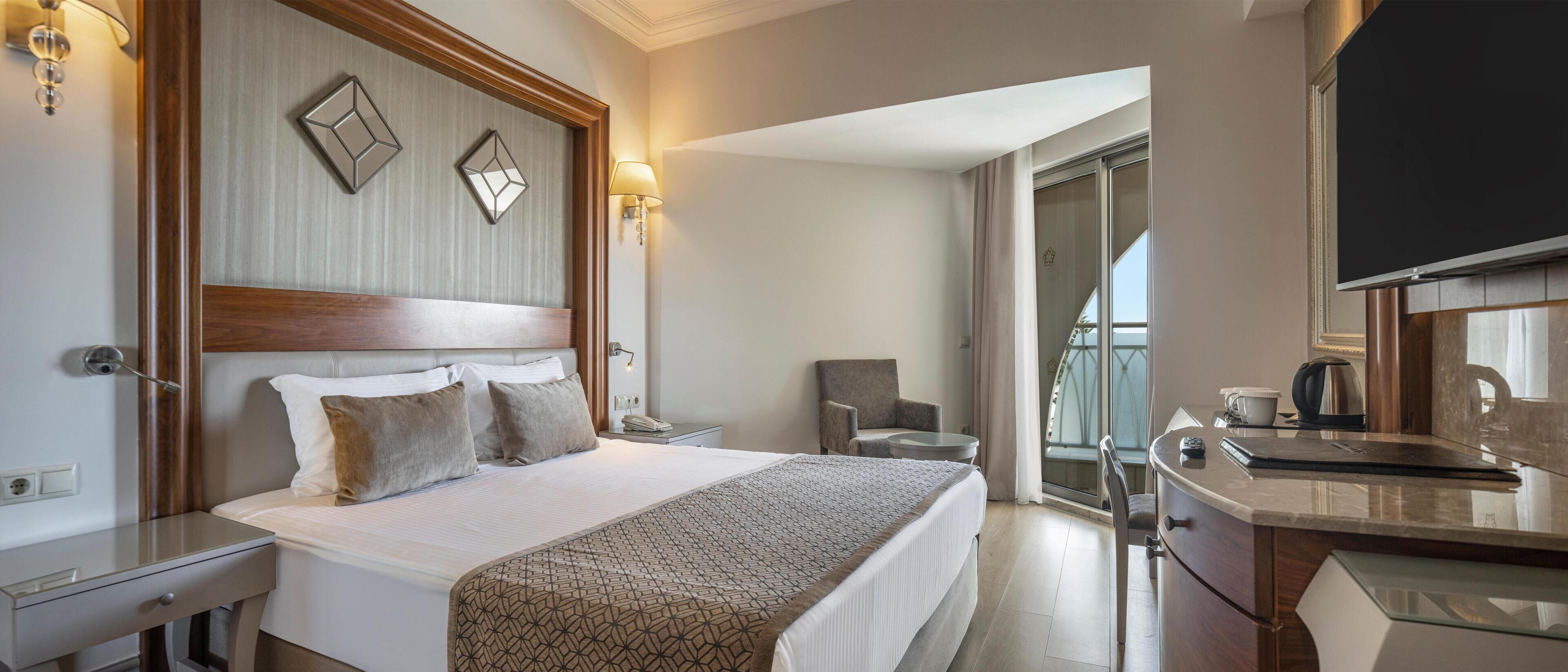 家庭客房, 2 間臥室, 海景 | 迷你吧贈品、房內夾萬、書桌、免費 Wi-Fi