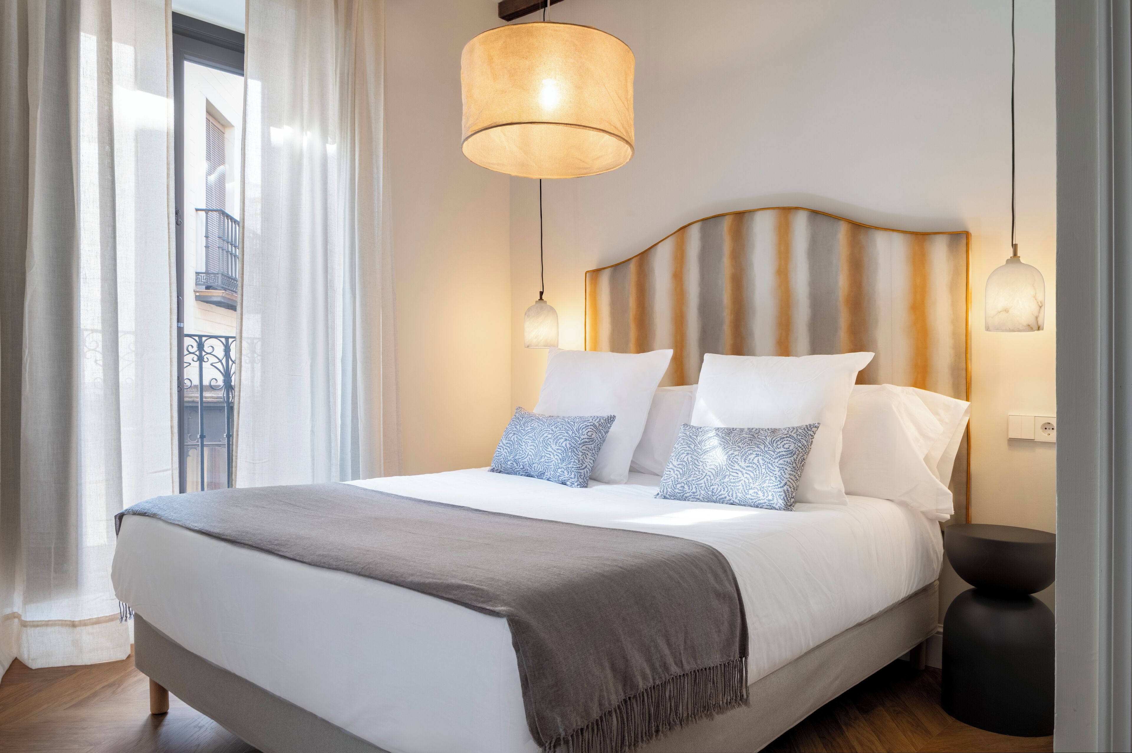 Décoration personnalisée, ameublement personnalisé, bureau