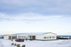 Property grounds - Kef Guesthouse by Keflavík airport (Reykjanesbær)