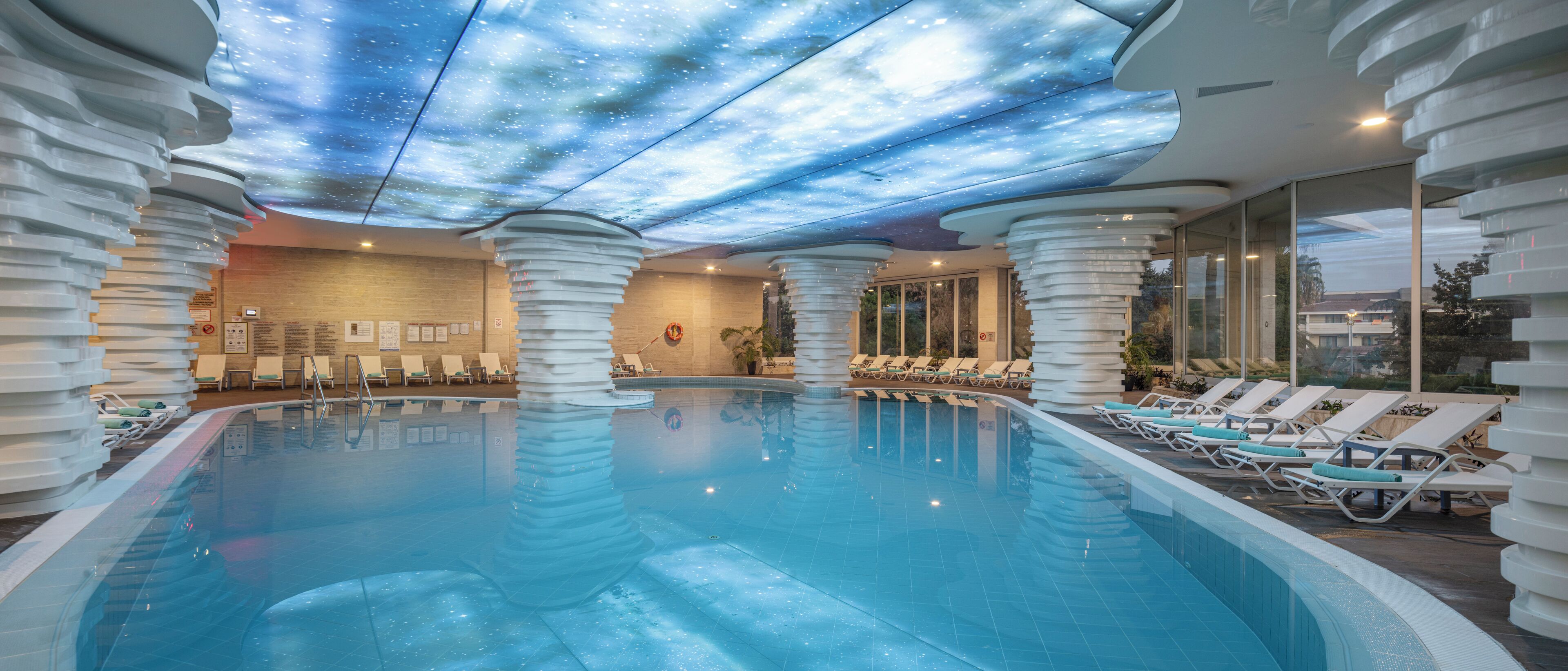 Indoor pool, 3 outdoor pools, pool umbrellas, sun loungers