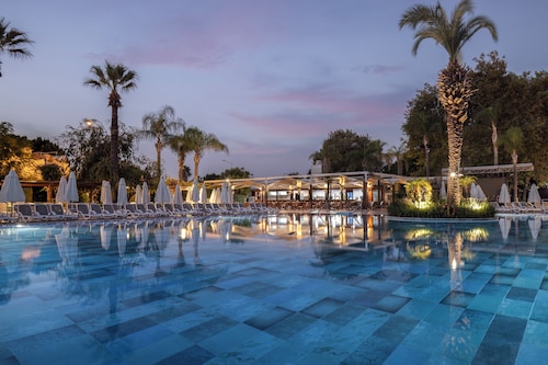 Side Star Elegance Hotel - Ultra All Inclusive