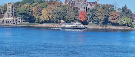 Zimmer, 2 Queen-Betten (Riverfront Castleview in Upper Harbor)