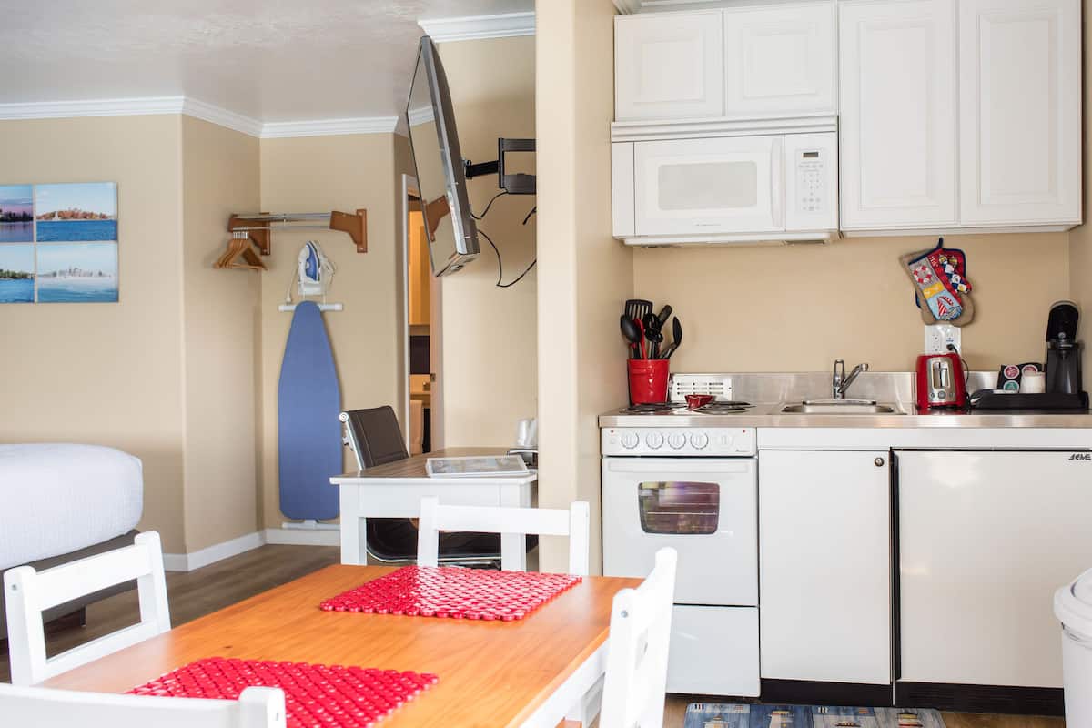 two bedroom efficiency riverfront castleview in main channel, second floor | private kitchenette | mini-fridge, microwave, coffee/tea maker, freezer