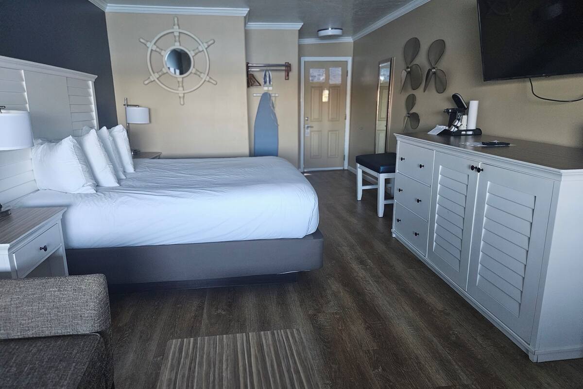 King Bed with a Private Balcony, Castle View, in the Upper Harbor | View from room