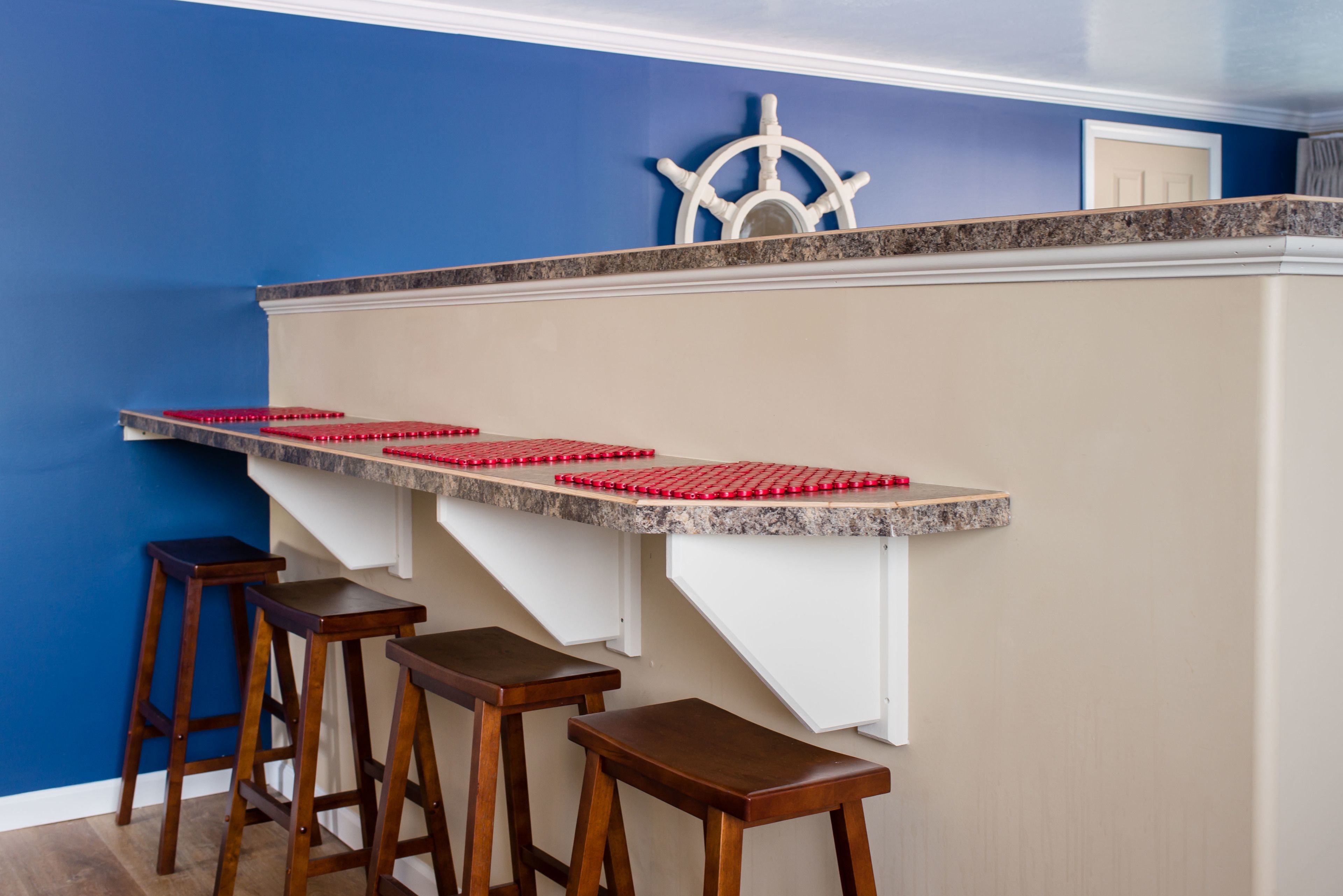 two bedroom efficiency riverview in lower harbor, second floor | in-room dining