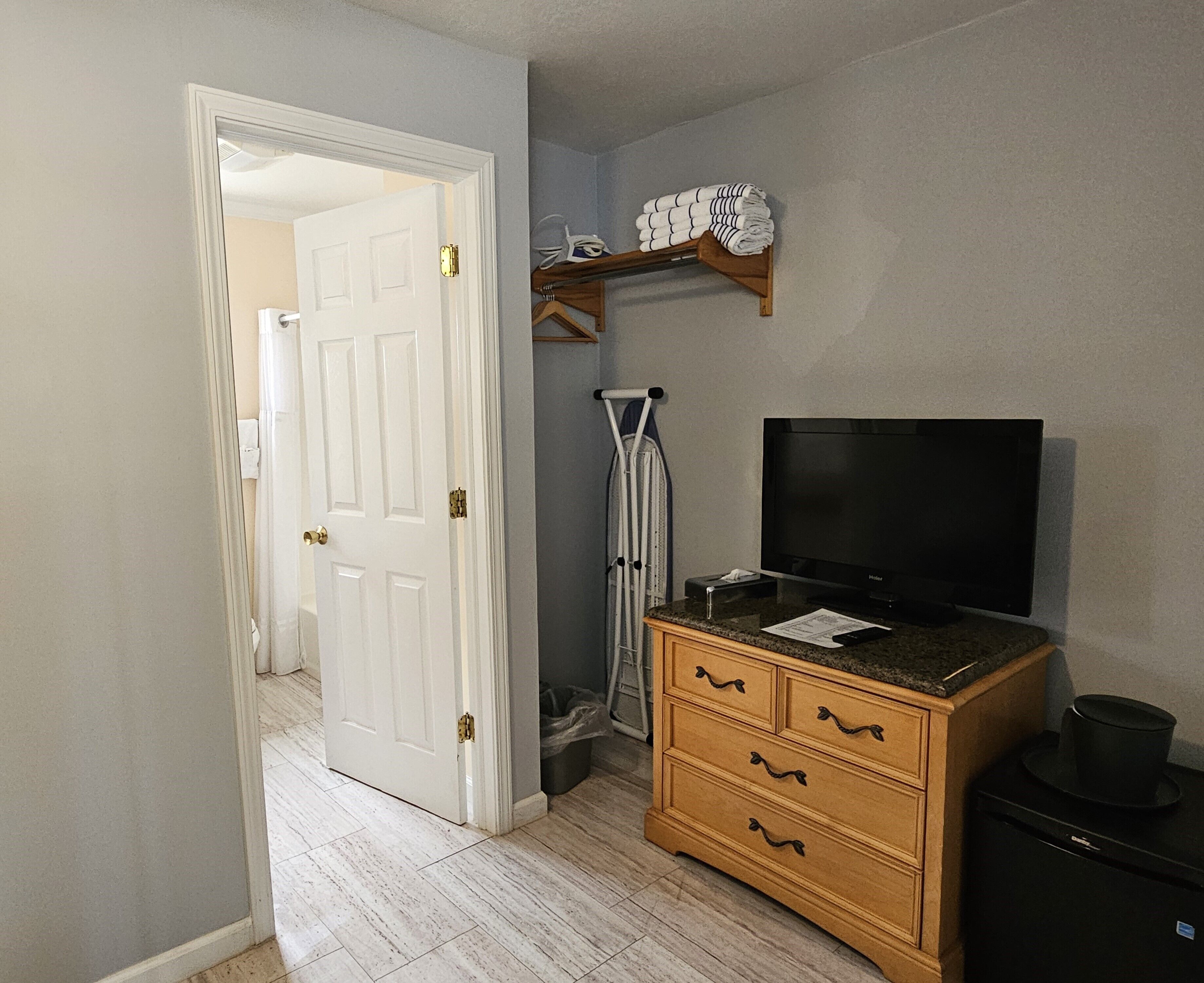 2 double beds, poolside | living area | 32-inch flat-screen tv with cable channels, tv