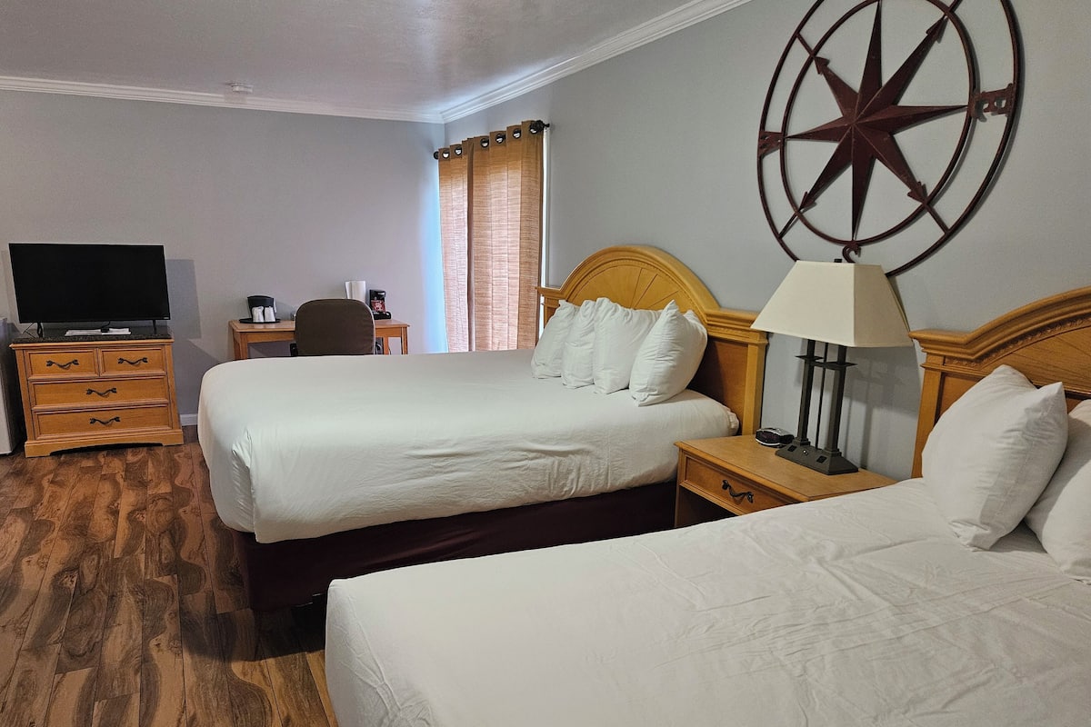 Luxe beddengoed, een laptopwerkplek, gratis wifi, beddengoed