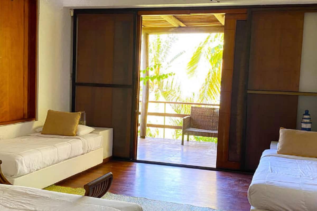 standard quadruple room | 1 bedroom, bed sheets