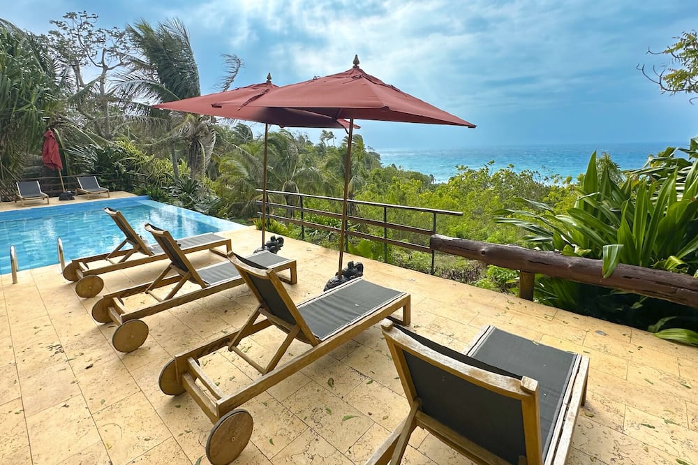 Hotel Acantilado de La Tierra by On vacation
