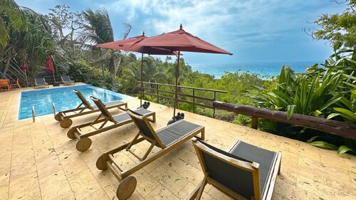 Hotel Acantilado de La Tierra by On vacation