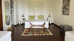 Standard Quadruple Room | Bed sheets