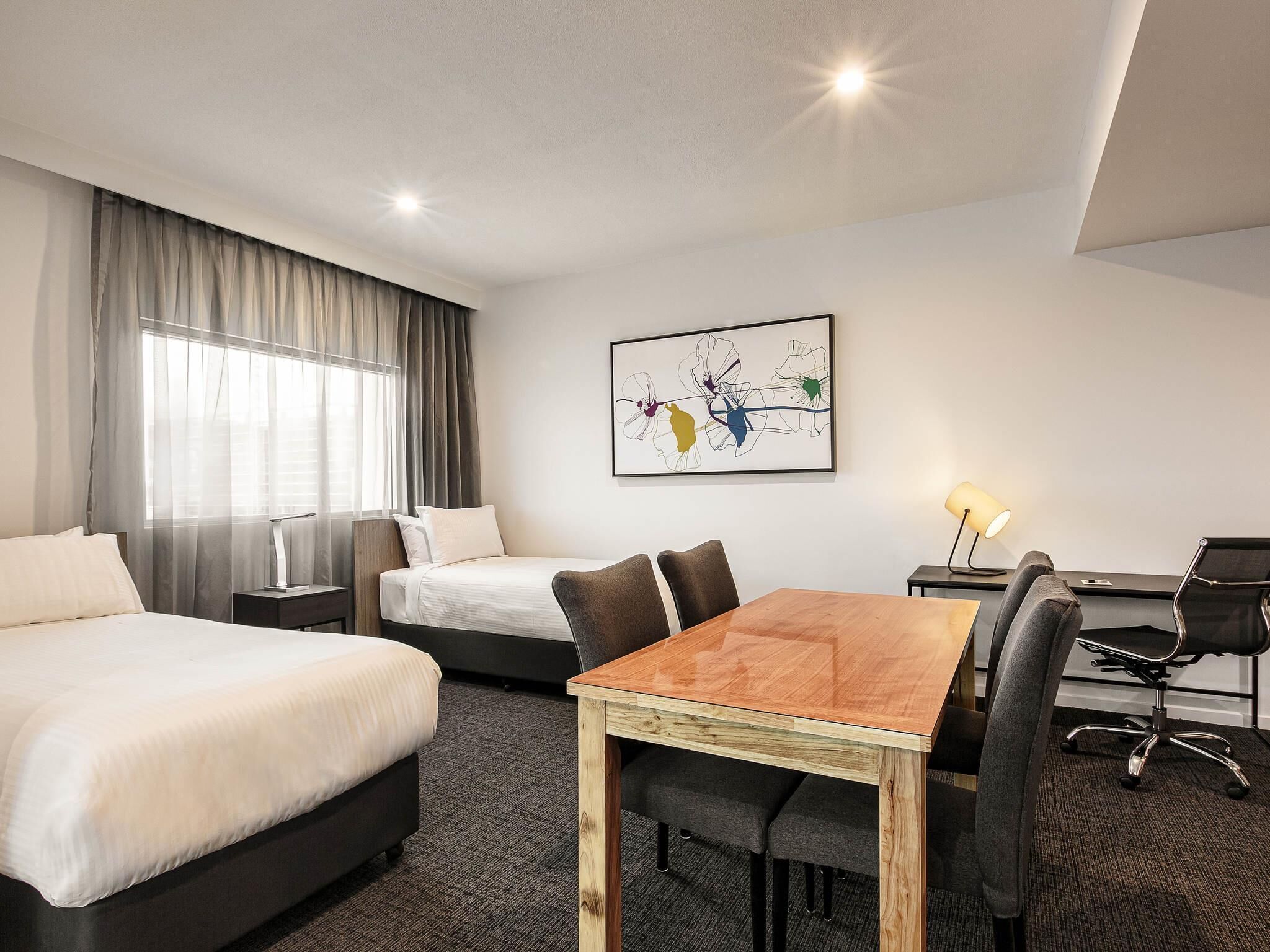 Family Suite (Deluxe) | Premium bedding, in-room safe, desk, laptop workspace