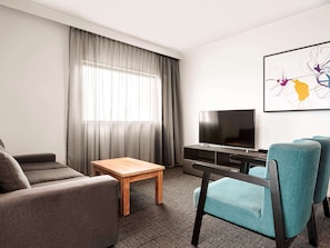 Superior Suite, 1 King Bed | 1 bedroom, premium bedding, in-room safe, desk