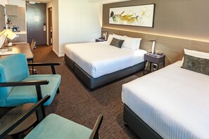1 bedroom, premium bedding, in-room safe, desk