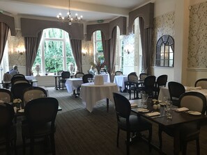 Restaurant - St Andrews Town Hotel (Droitwich)