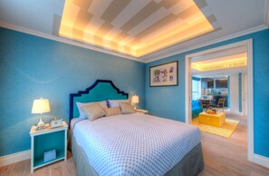 Chaplin Suite | 1 bedroom, minibar, in-room safe, desk - Madera Hollywood (Hong Kong)