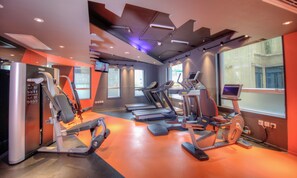 Gym - Madera Hollywood (Hong Kong)