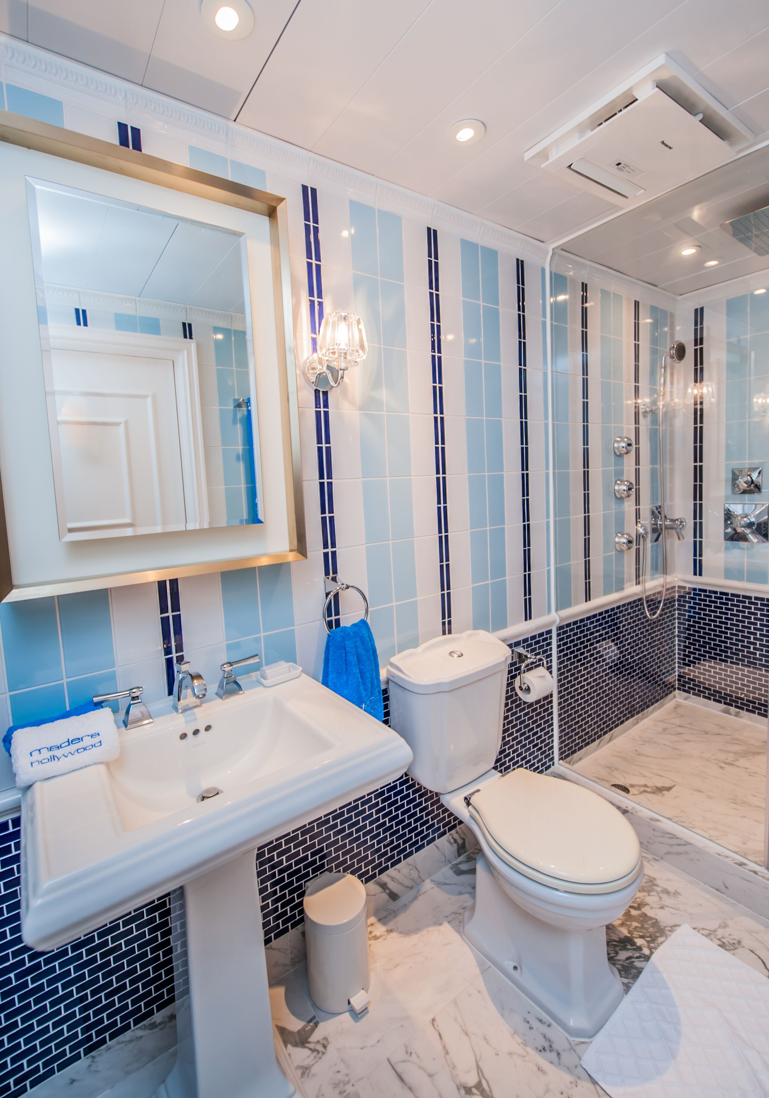 shower, free toiletries, hair dryer, slippers