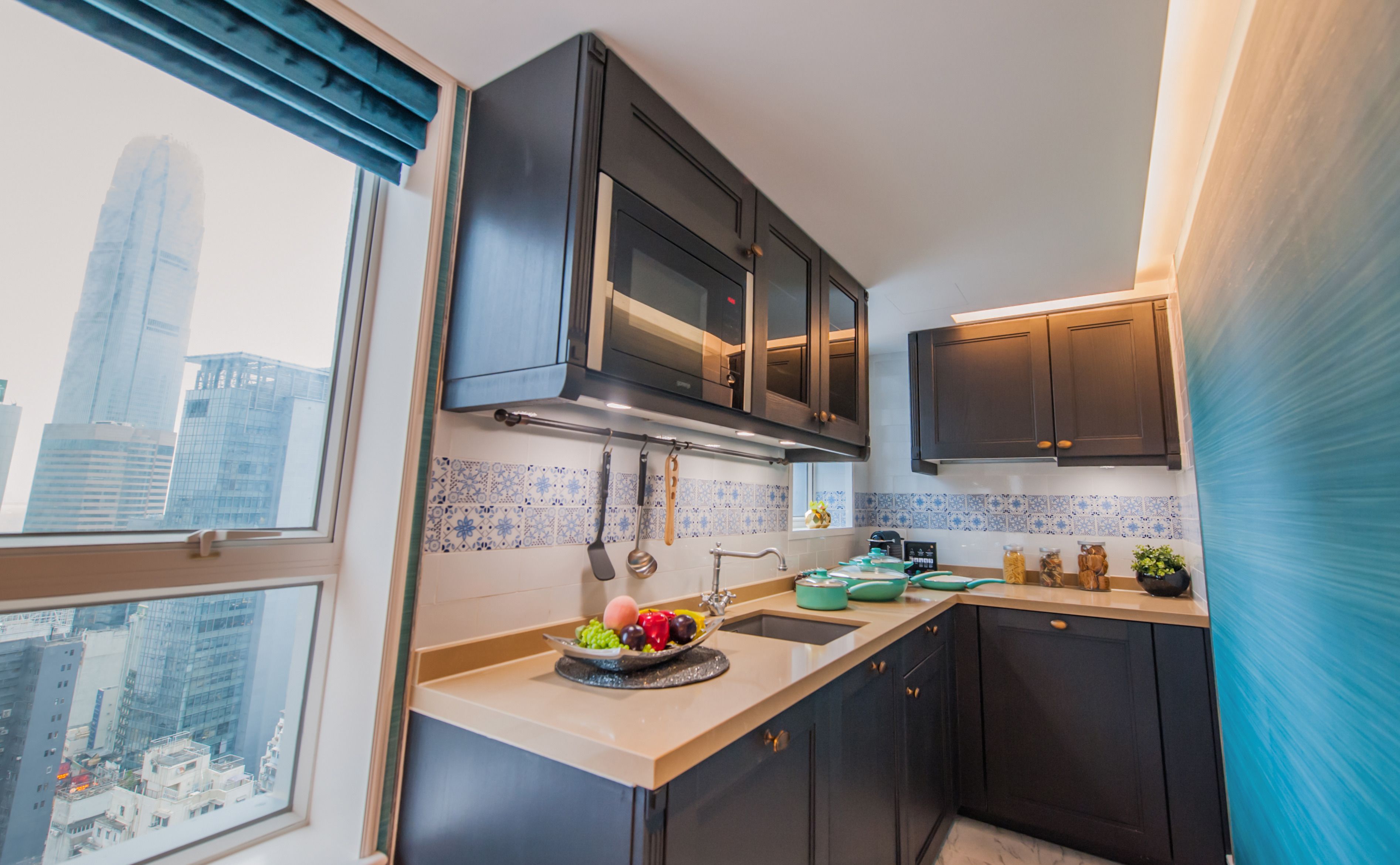 chaplin suite | private kitchenette | fridge, microwave, coffee/tea maker