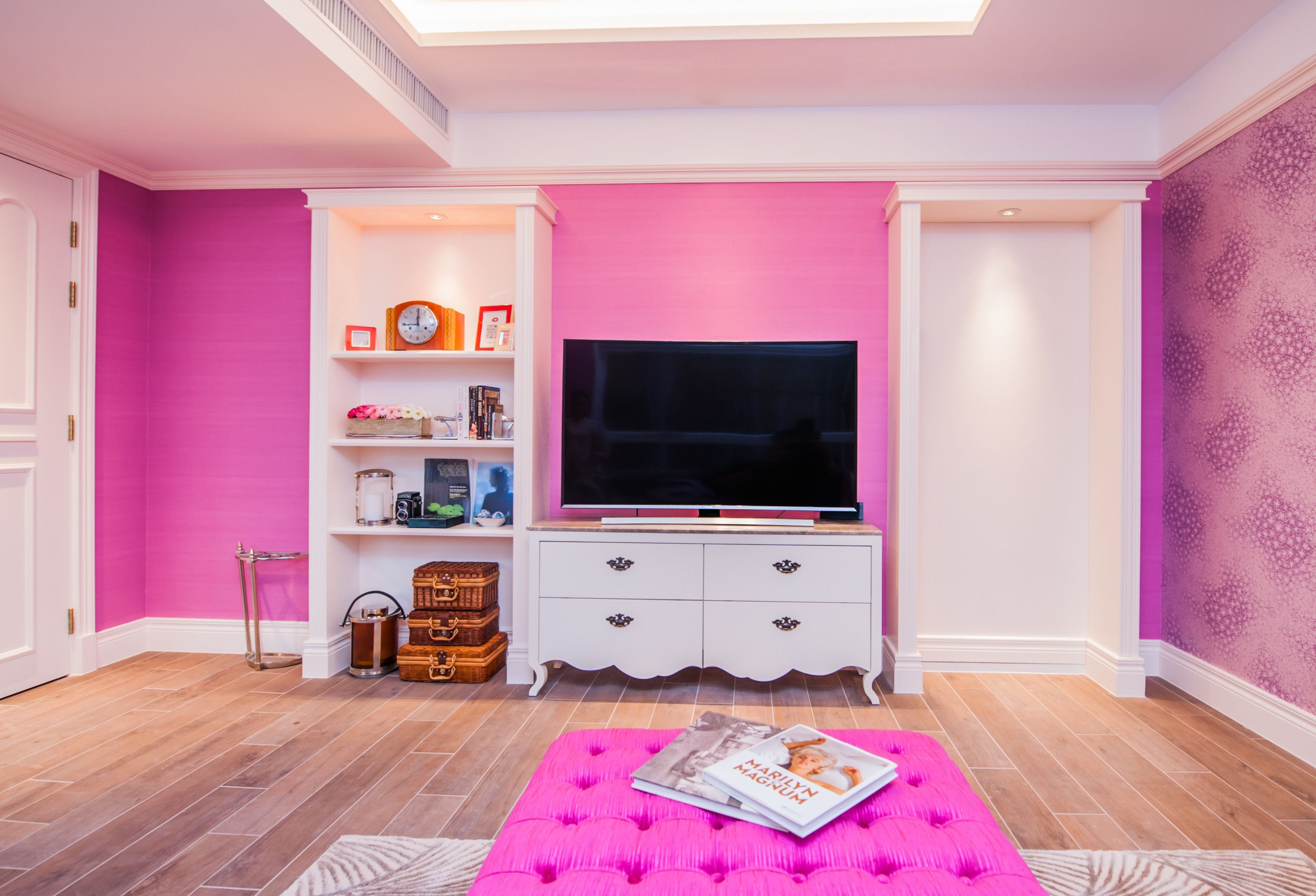 monroe suite | 1 bedroom, minibar, in-room safe, desk