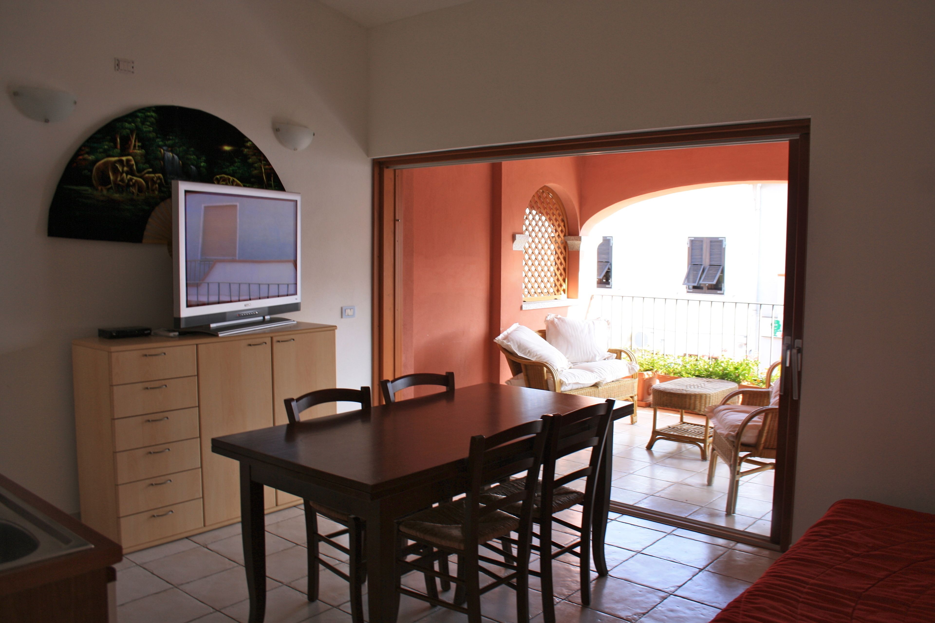 Superior Apartment, 2 Bedrooms | Living room | TV