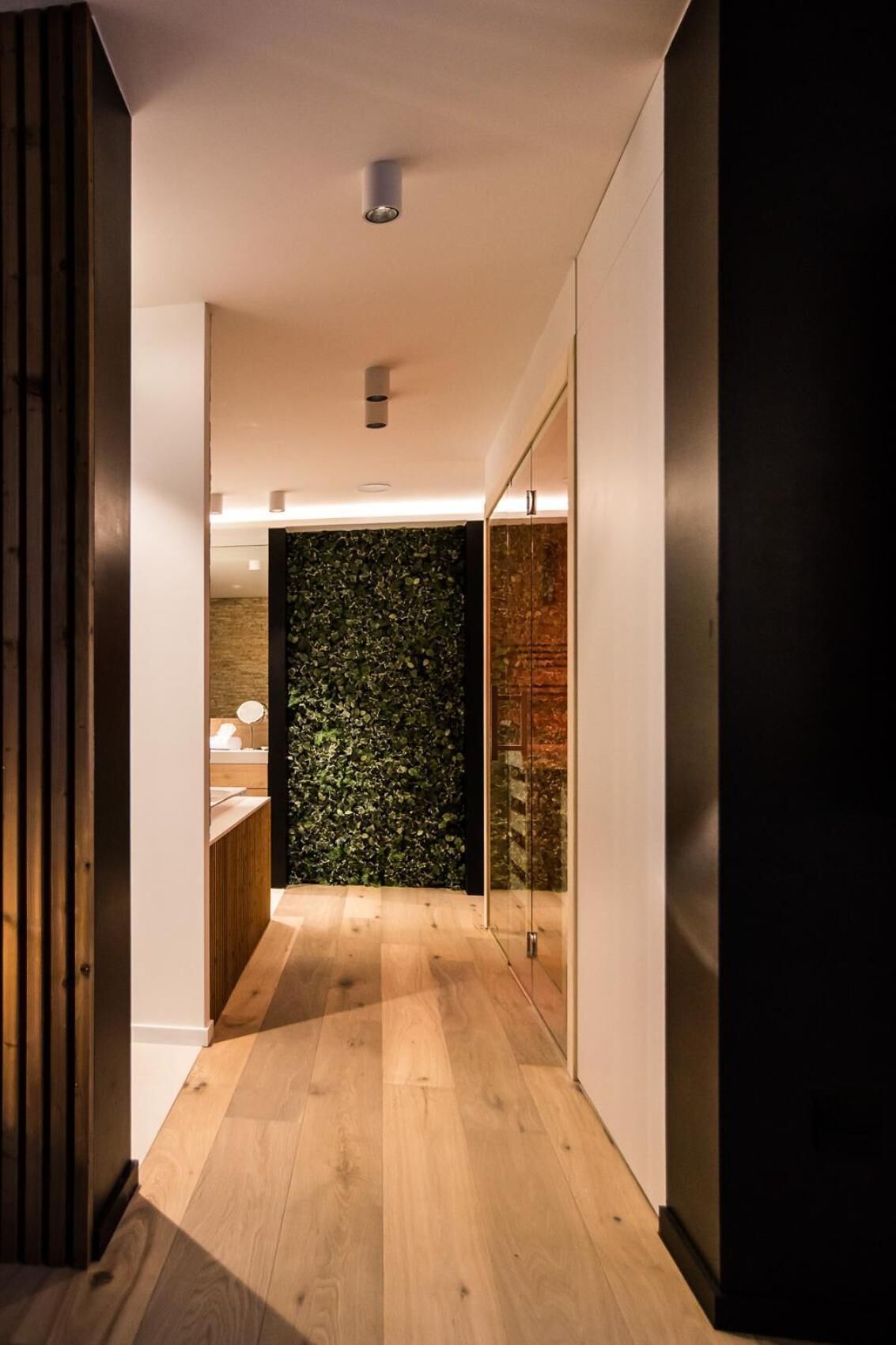 Couples treatment rooms, massages