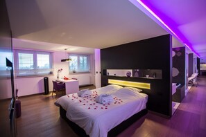 Premium bedding, free minibar, desk, soundproofing - Wellness Hasselt Bed & Breakfast (Hasselt)