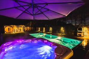 Outdoor pool - Wellness Hasselt Bed & Breakfast (Hasselt)