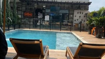 Udendørs pool