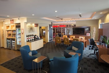 TownePlace Suites by Marriott Lincoln North