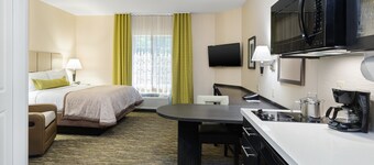 Candlewood Suites Grove City - Outlet Center by IHG
