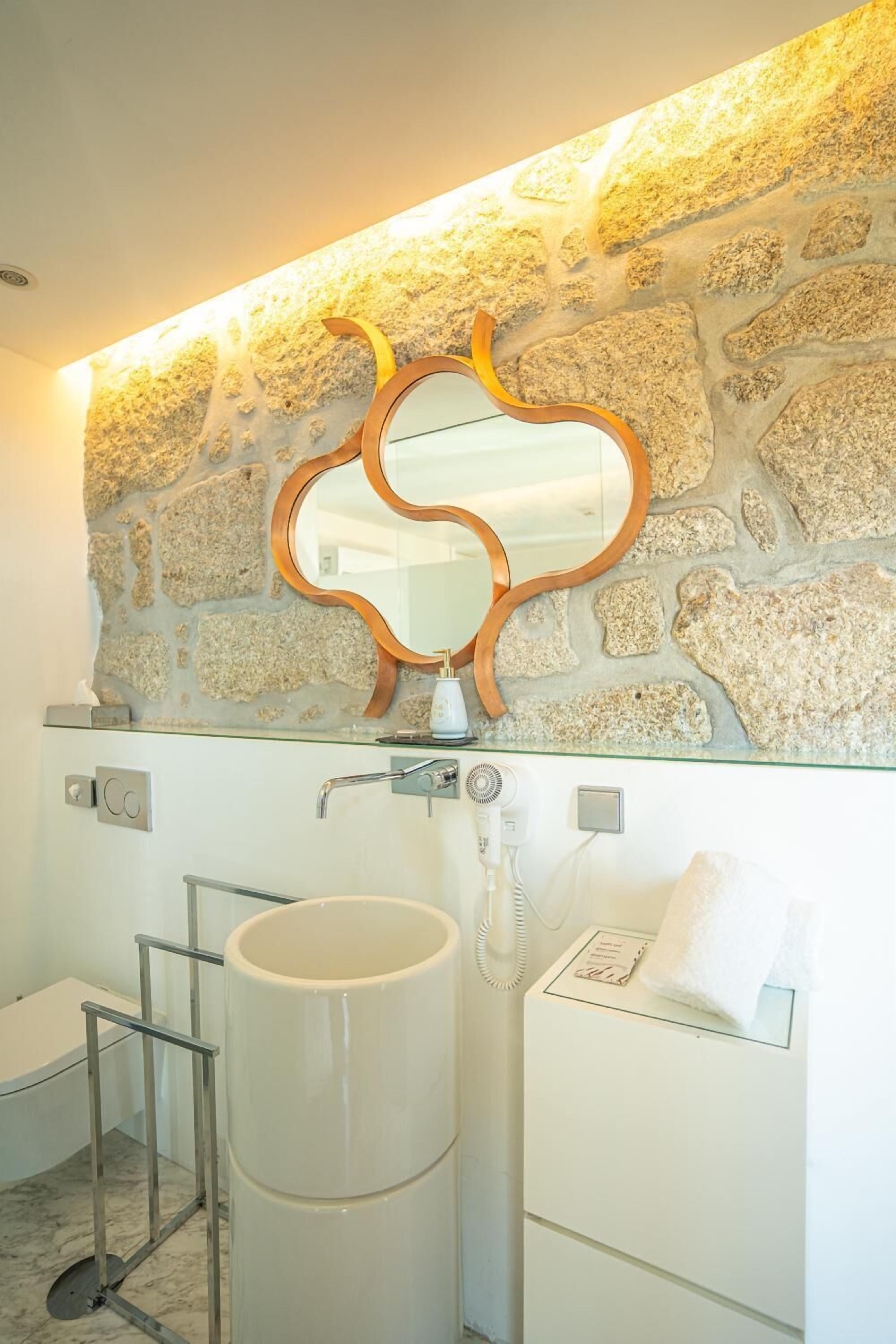 Photo - CHARM by YoursPorto