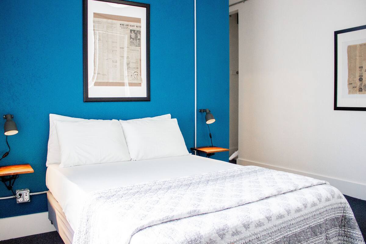 PRIVATE ENSUITE ROOM (Private Room, Private Bathroom with a full-sized bed. Sleeps 2.)