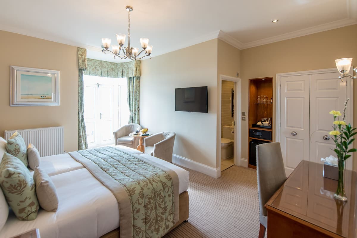 Deluxe Double or Twin Room, Sea View
