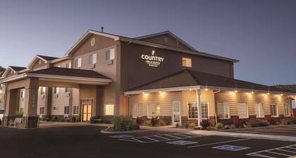 Country Inn & Suites by Radisson, Prineville, OR