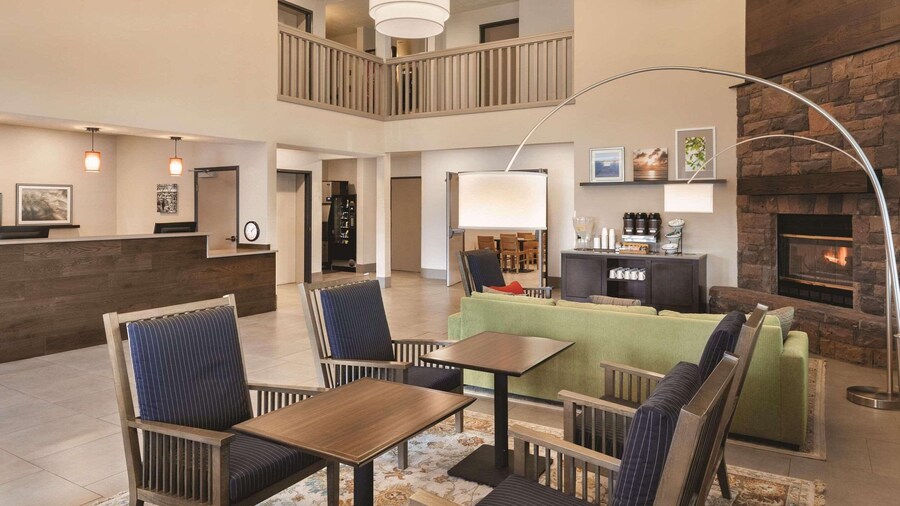 Country Inn & Suites by Radisson, Prineville, OR