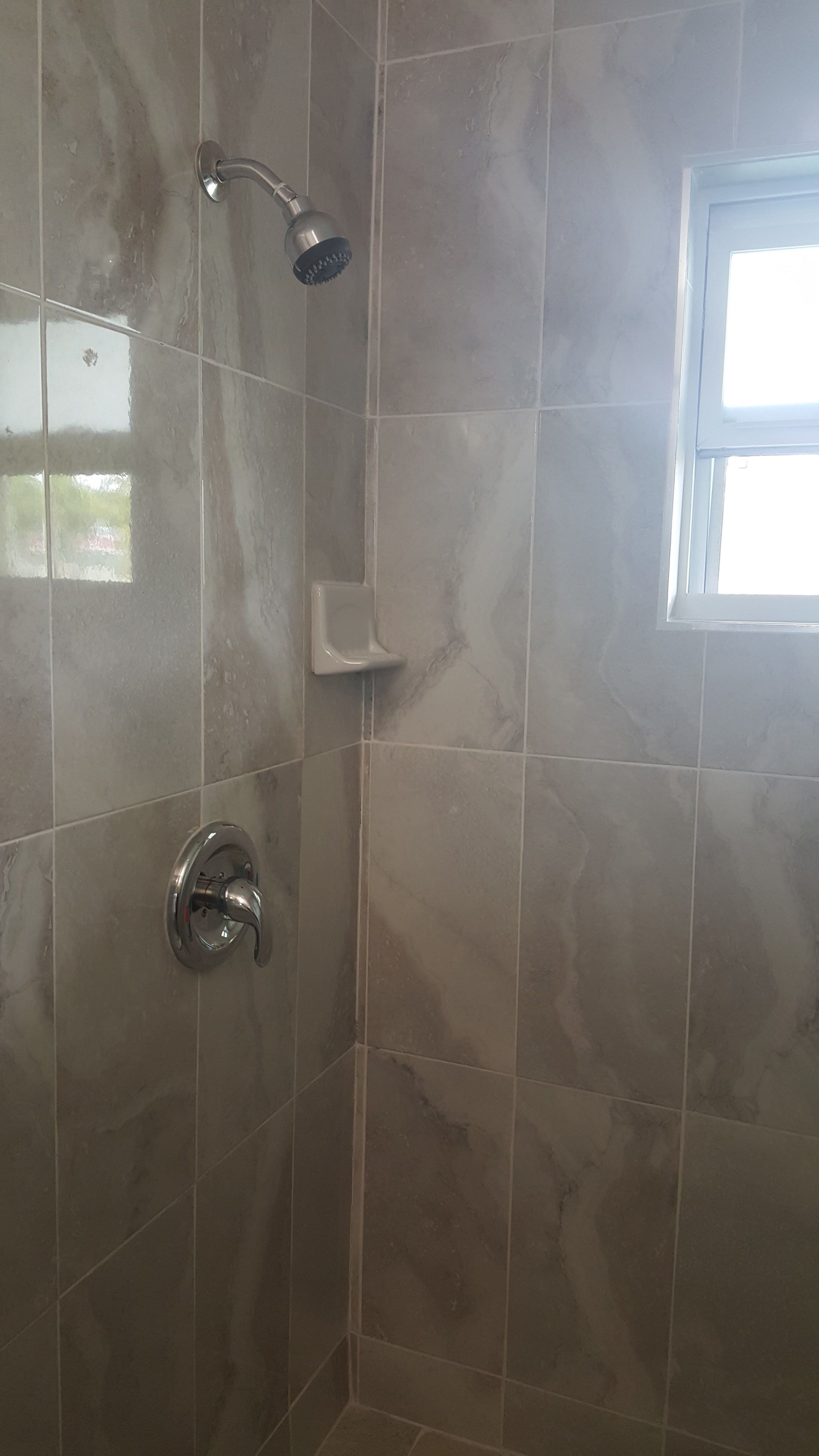 Badkamer met douche
