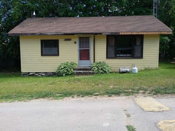 Room - Stoneburg Cove Resort (Quinte West)