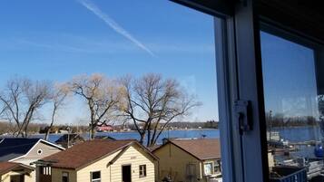 Cottage, 3 Bedrooms | Lake view