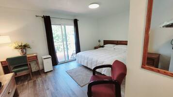 蜜月客房 | 書桌、手提電腦工作空間、熨斗/熨衫板、免費 Wi-Fi