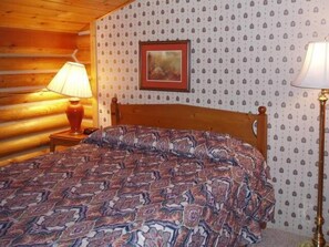 Condo, 2 Bedrooms | 2 bedrooms, desk, free cots/infant beds, free WiFi - Pelican Greens (Pequot Lakes)