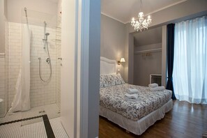 Double Room, Private Bathroom | Desk, free WiFi, bed sheets - B&B La Nannina (Florence)