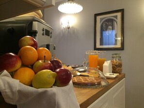 Double Room, Private Bathroom | Breakfast meal - B&B La Nannina (Florence)