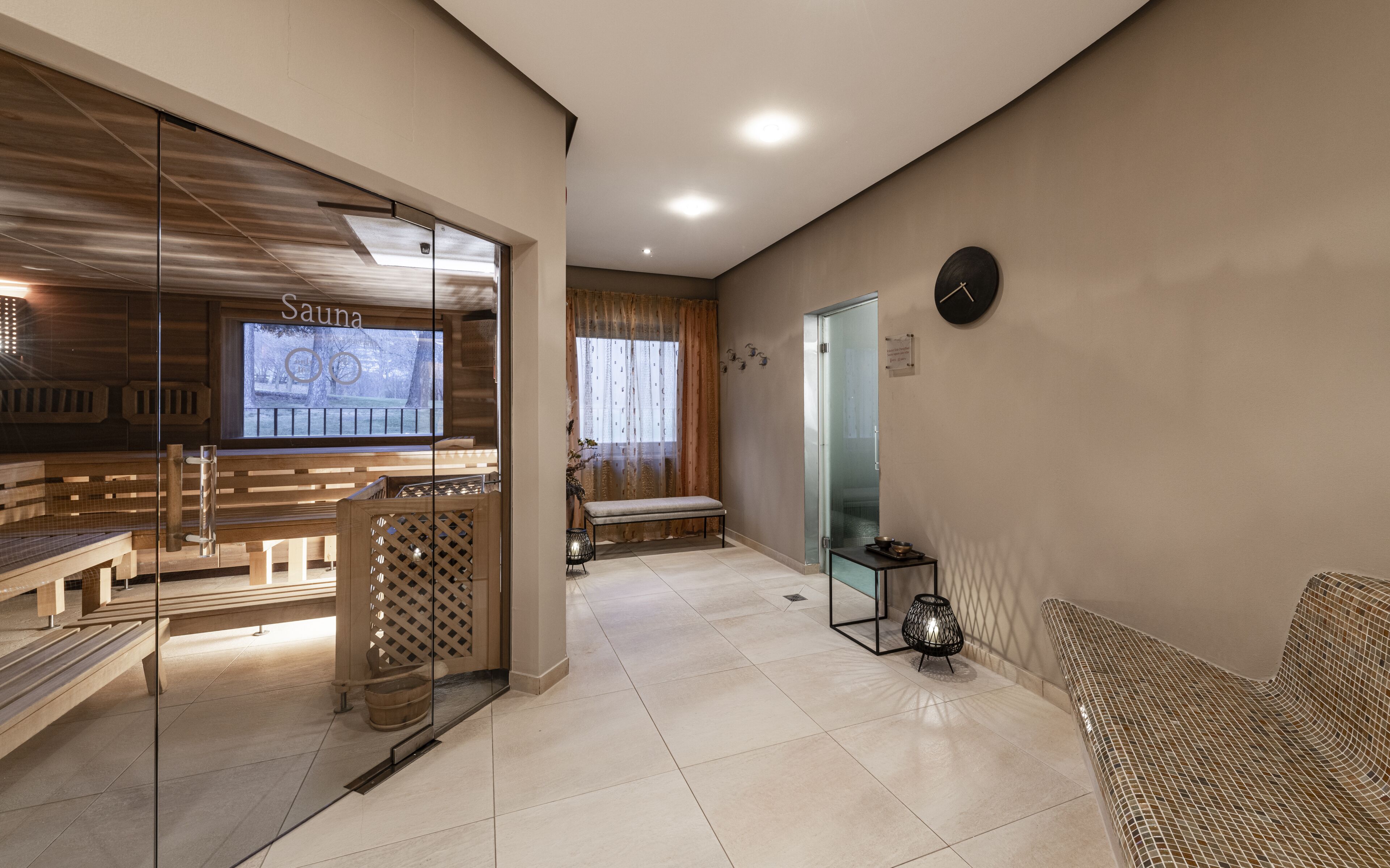 sauna, steam room, body treatments, mud baths, aromatherapy