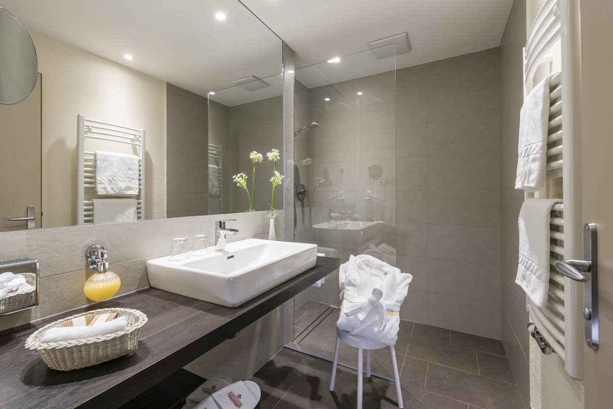 free toiletries, hair dryer, towels