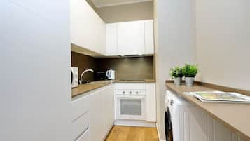 Apartment, 2 Bedrooms, Balcony | Private kitchen | Full-sized fridge, microwave, oven, stovetop