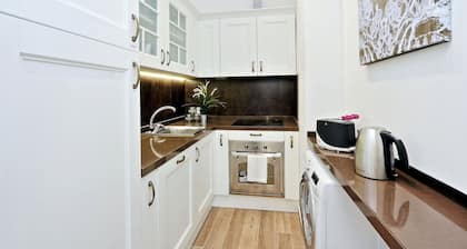 Monti Apartments - My Extra Home