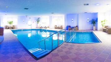 Piscine couverte