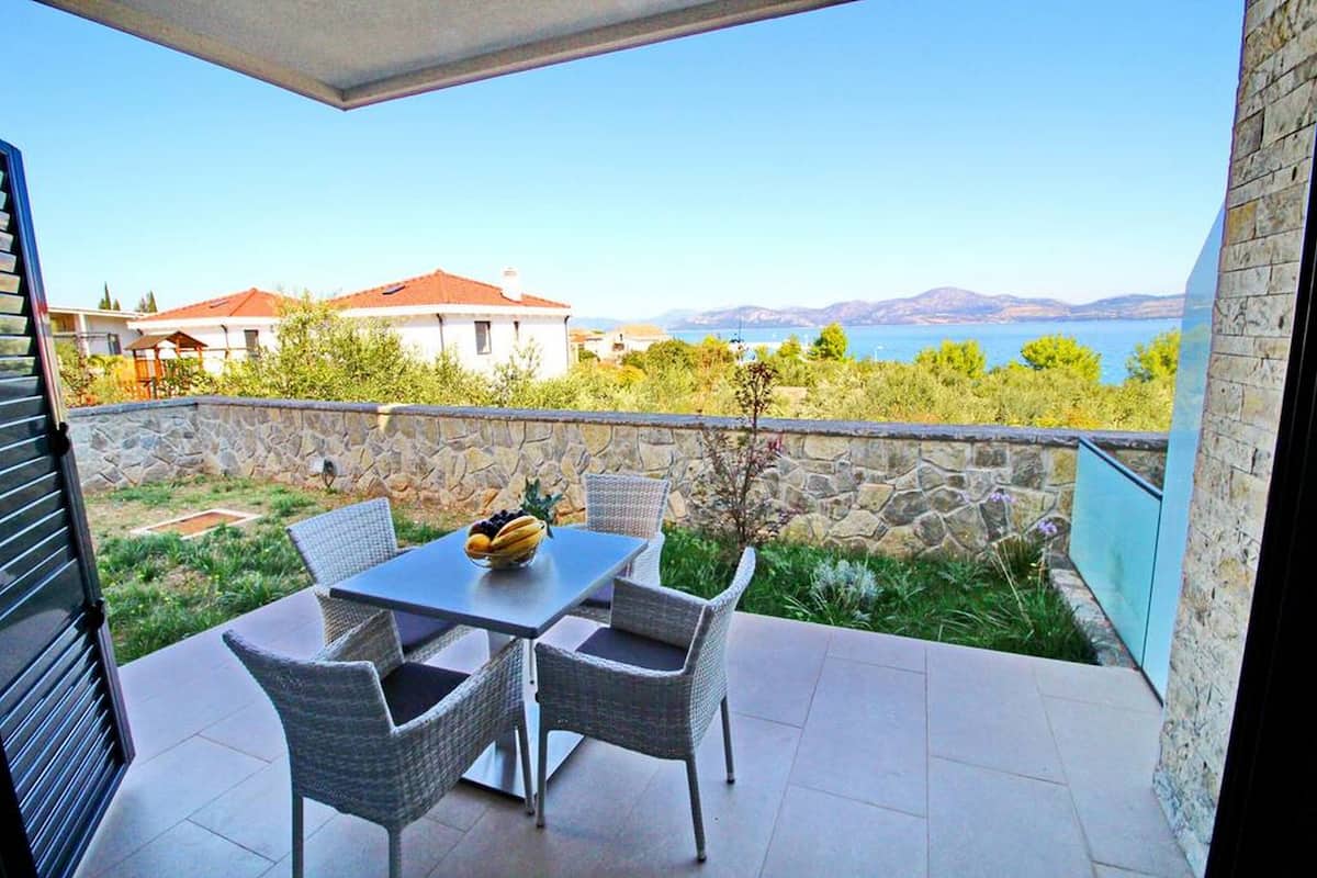 Apartment, 2 Bedrooms, Terrace. | Teras/patio