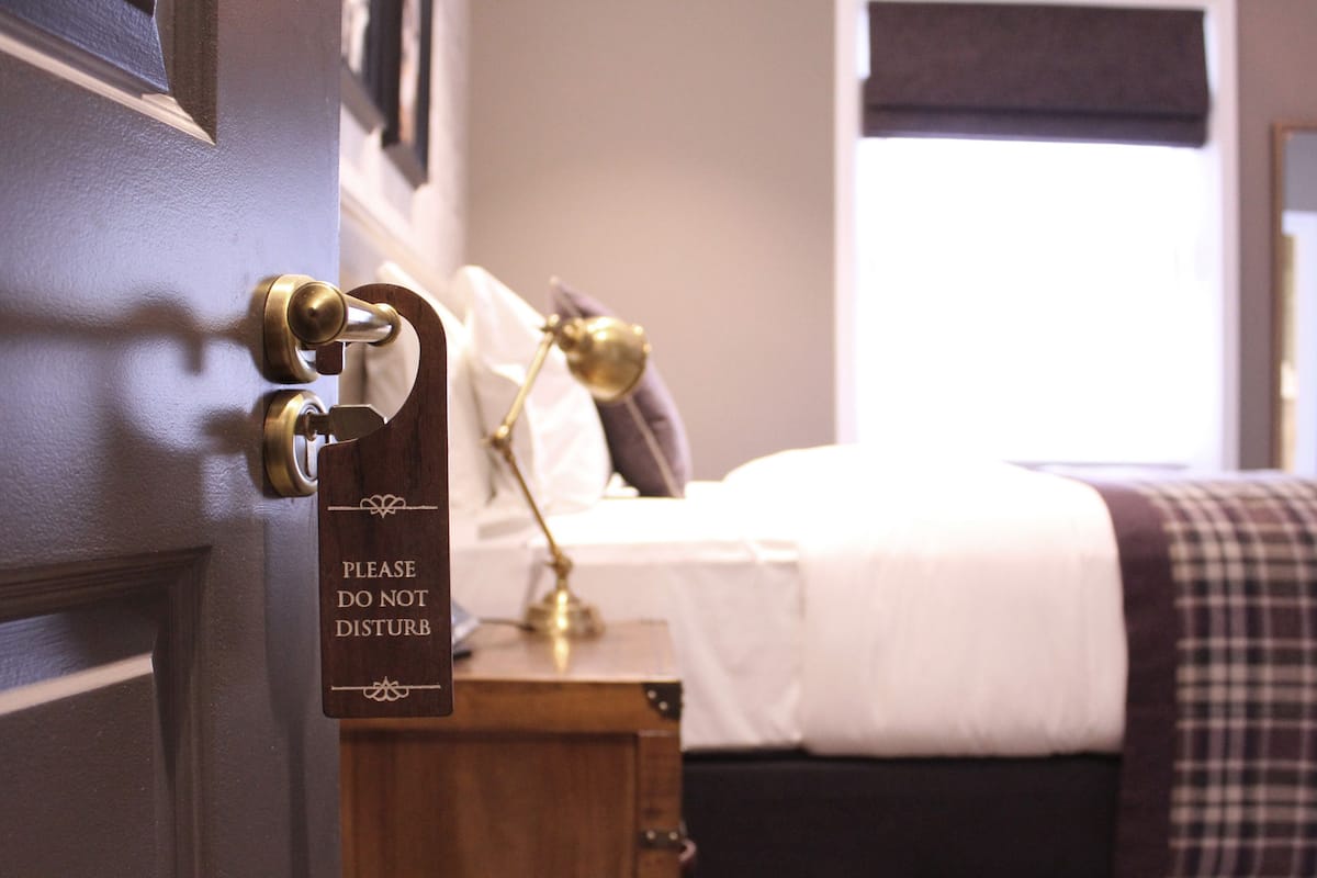 Minibar, két bảo mật tại phòng, bàn, màn/rèm cản sáng 